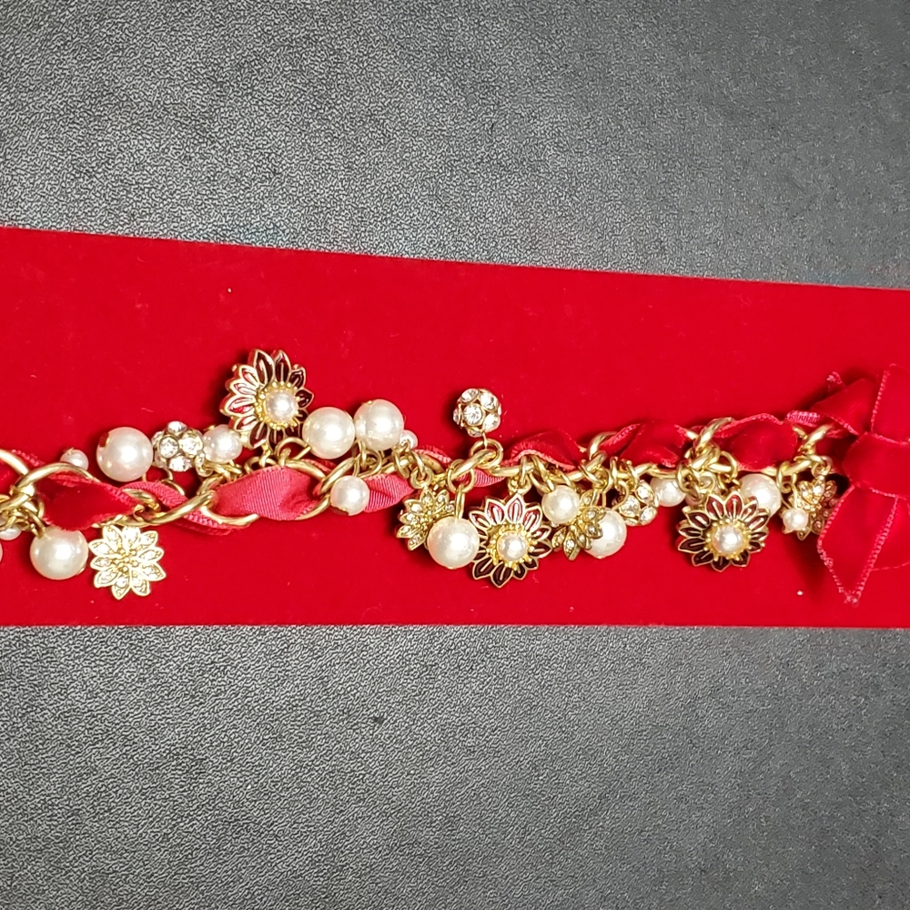 Holiday Lane gold tone poinsettia charm bracelet - Picture 2 of 7